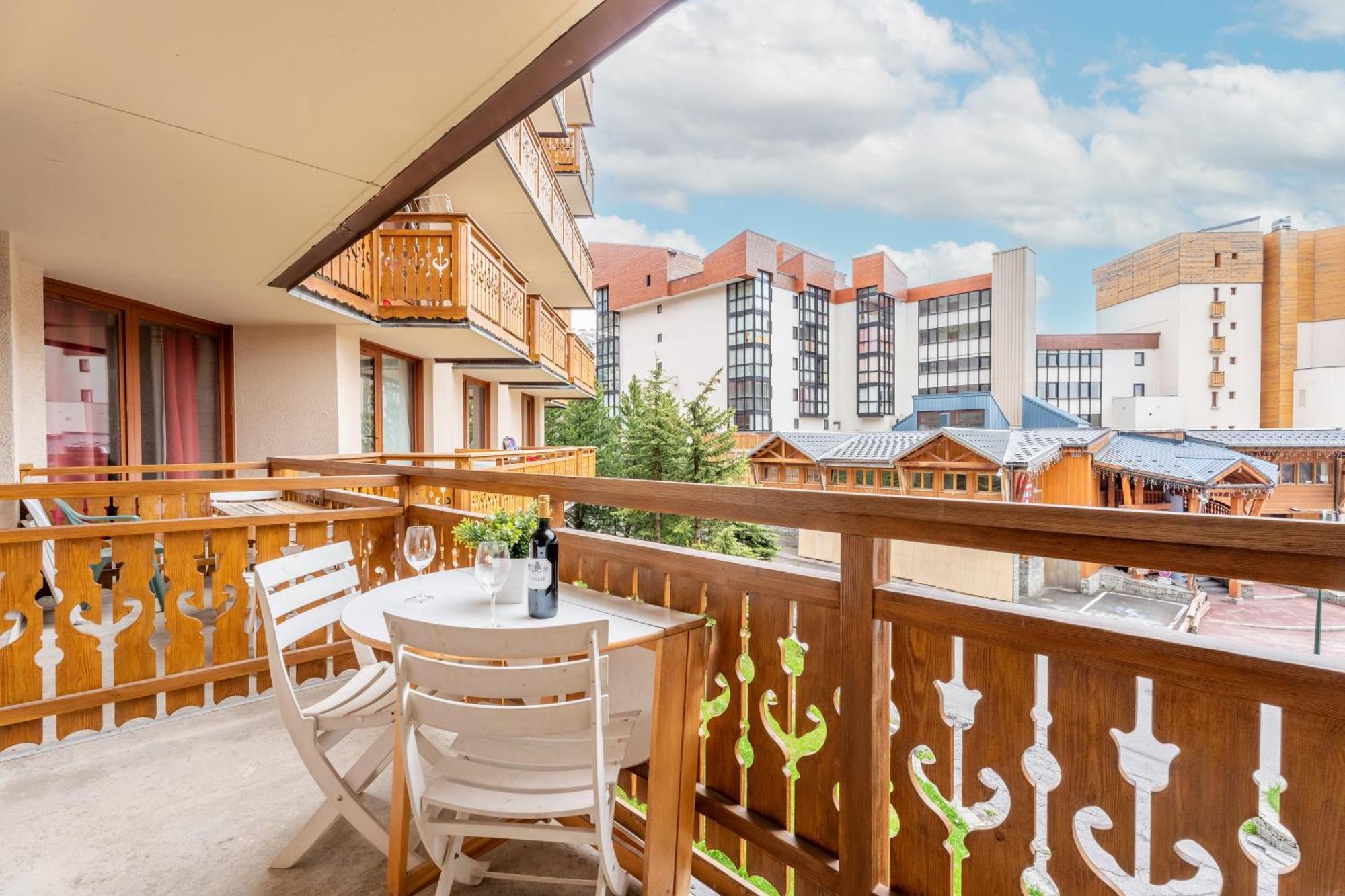 In-out - Heart Of Modern Apartment, Wifi 93 Appartement